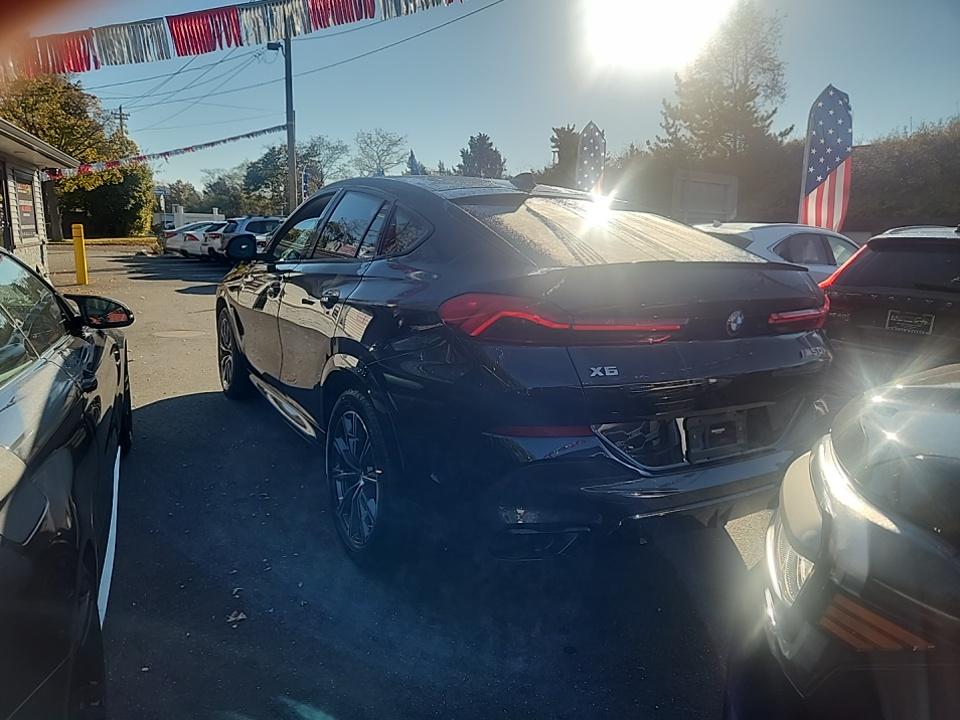 2023 BMW X6 M50i AWD