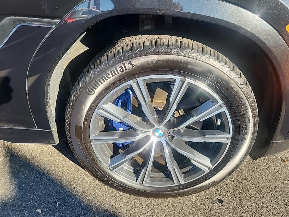 2023 BMW X6 M50i AWD