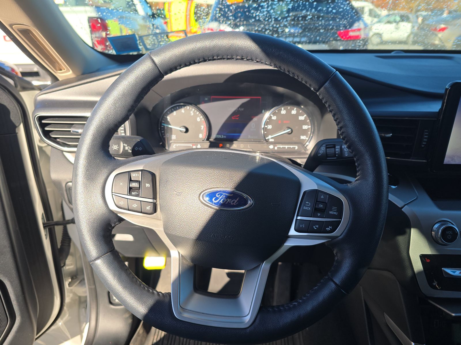 2022 Ford Explorer XLT AWD