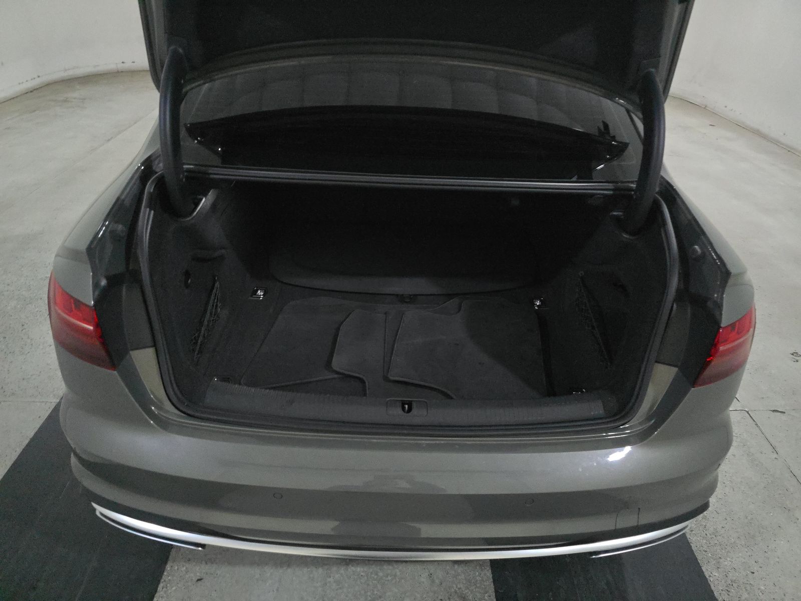 2023 Audi A4 S line Premium Plus AWD