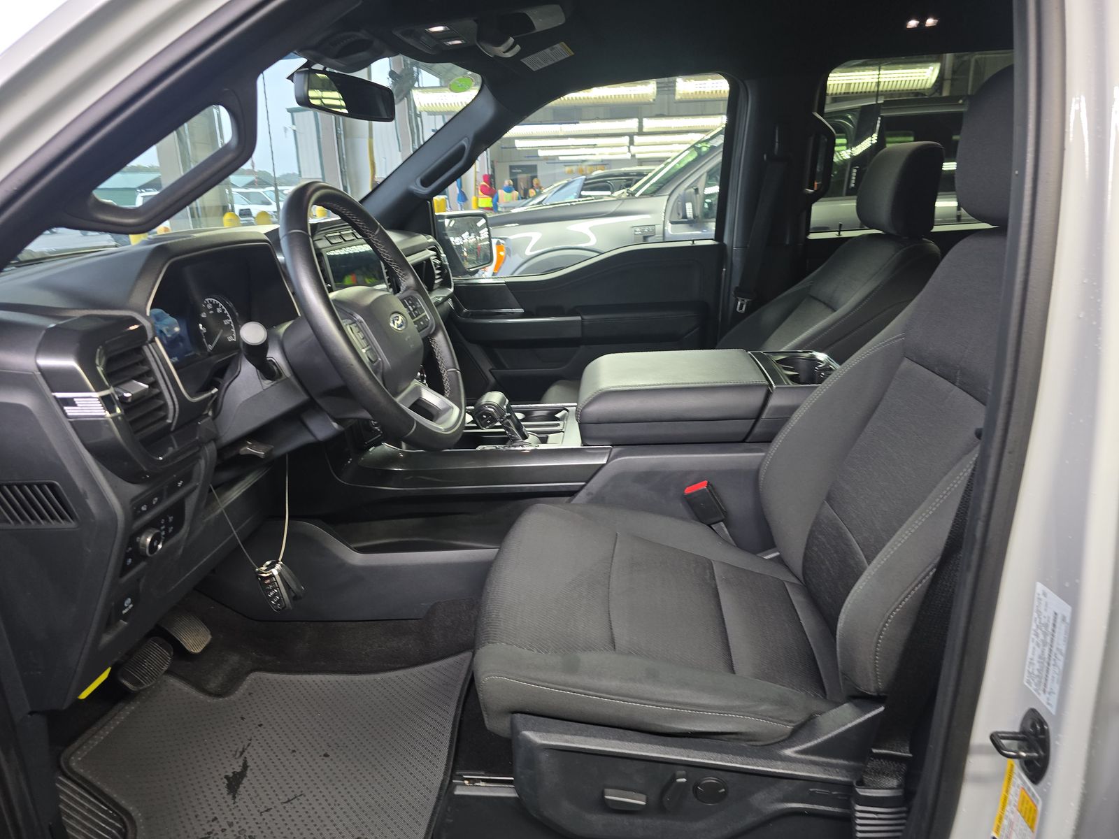 2023 Ford F-150 Hybrid XLT AWD