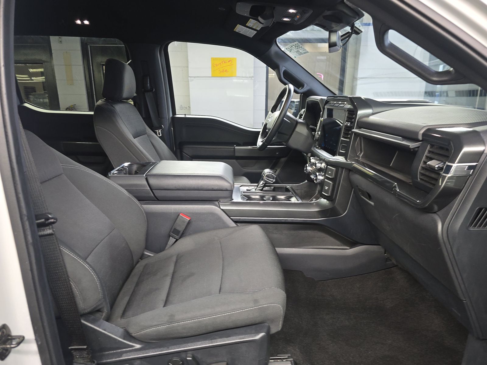 2023 Ford F-150 Hybrid XLT AWD