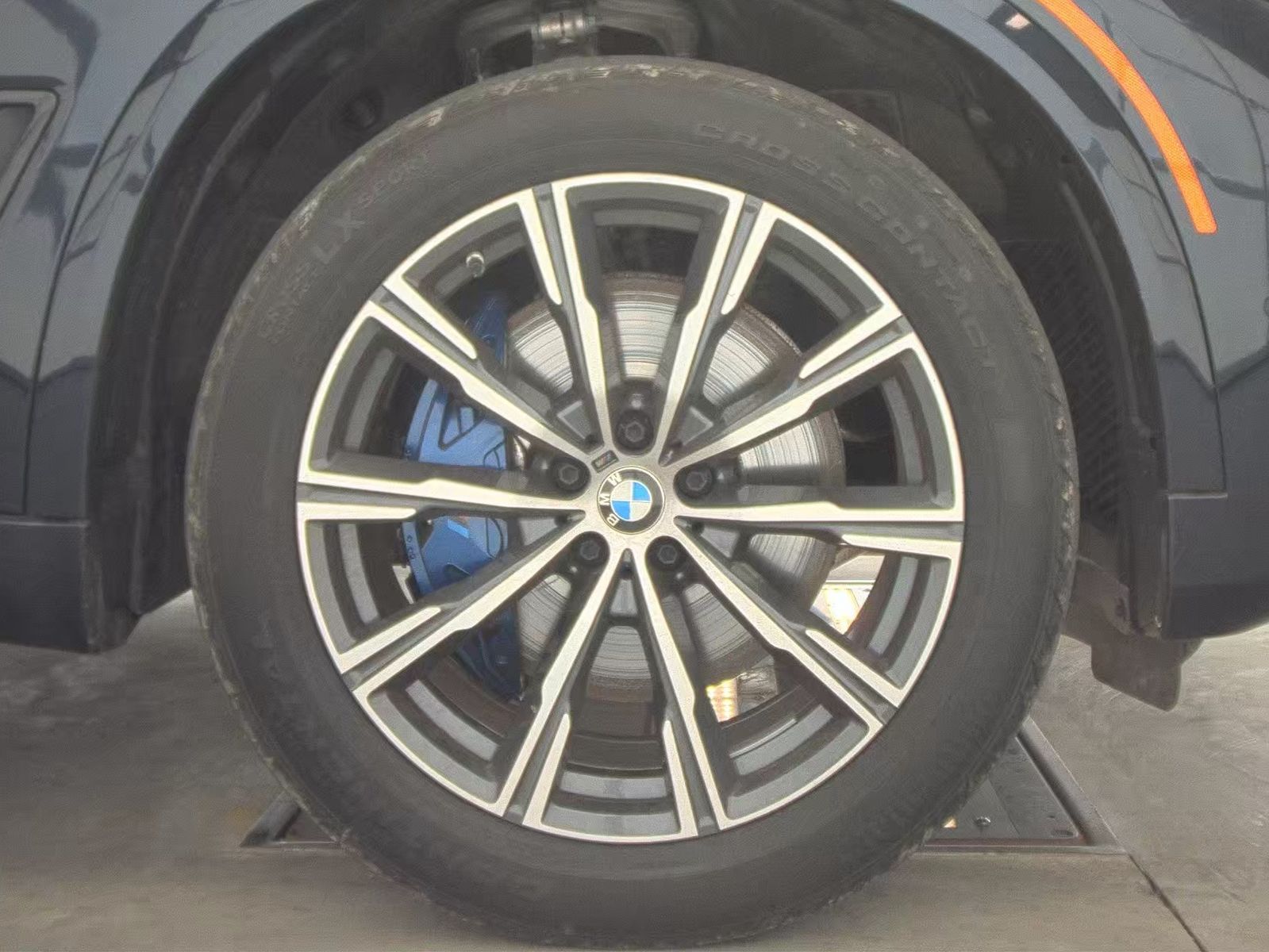 2022 BMW X5 xDrive40i AWD