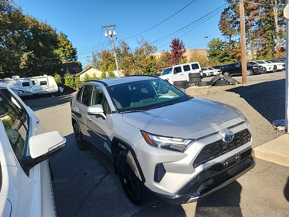 2022 Toyota RAV4 Hybrid SE AWD
