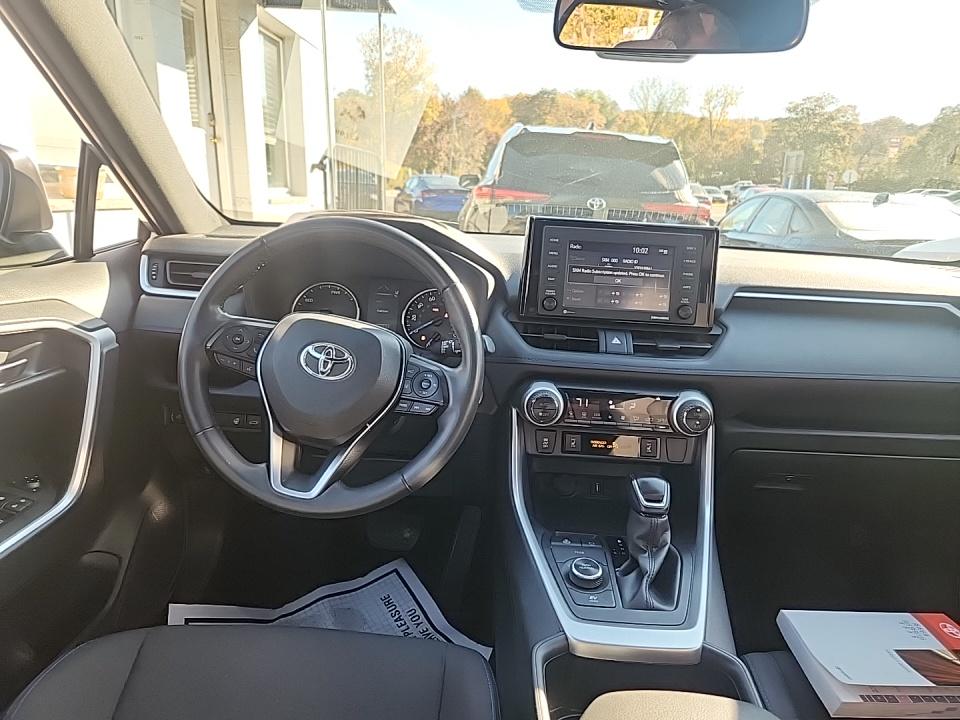 2022 Toyota RAV4 Hybrid SE AWD