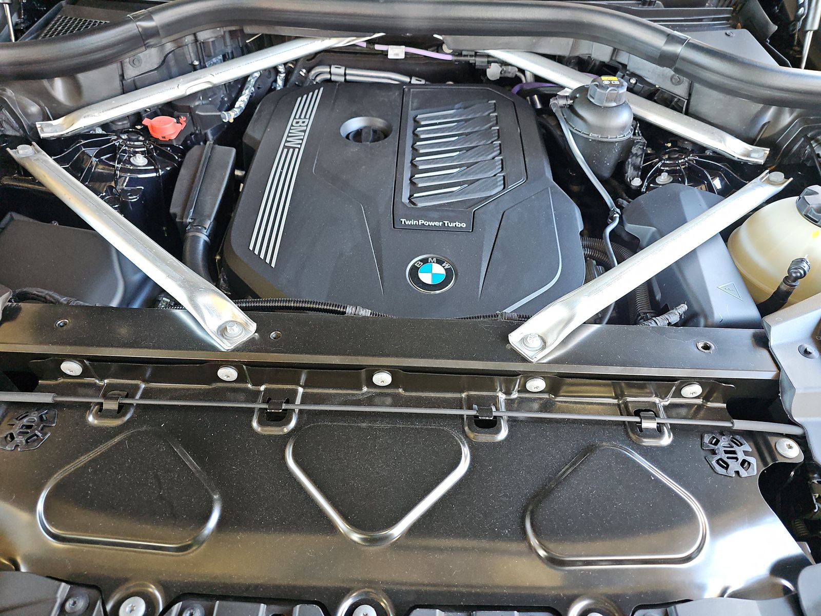 2022 BMW X5 xDrive40i AWD