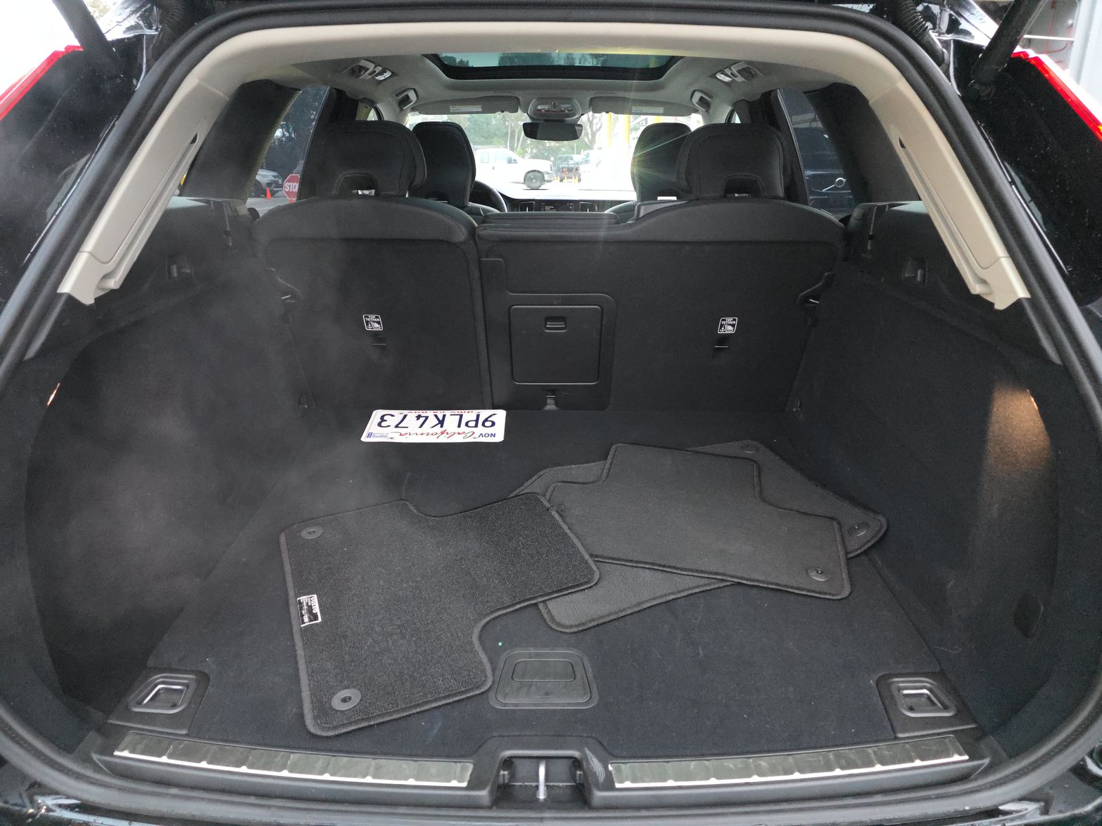 2025 Volvo XC60 B5 Plus AWD