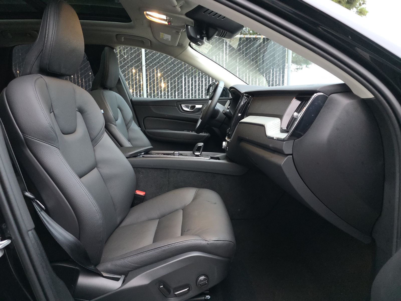 2025 Volvo XC60 B5 Plus AWD