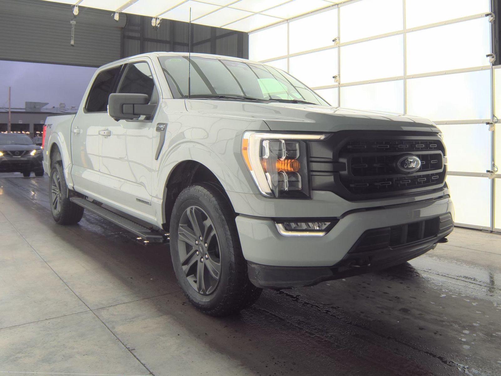 2023 Ford F-150 Hybrid XLT AWD
