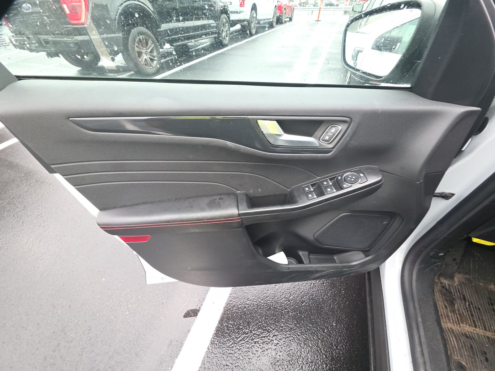 2025 Ford Escape Hybrid ST-Line FWD