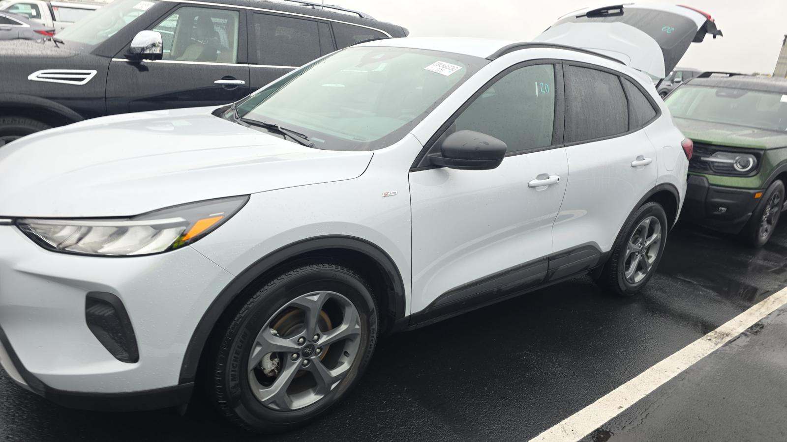 2025 Ford Escape Hybrid ST-Line FWD