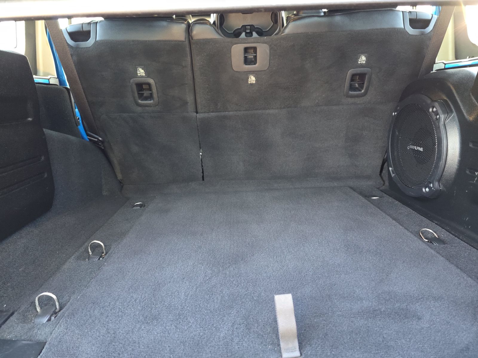 2023 Jeep Wrangler Sahara AWD