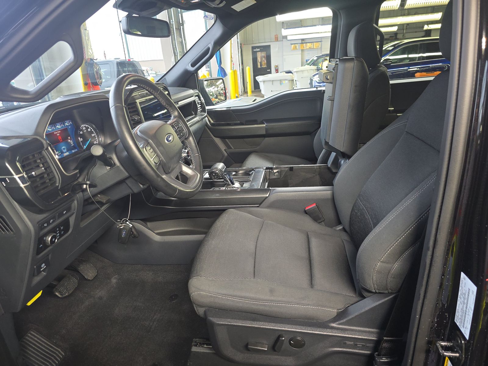 2023 Ford F-150 XLT AWD