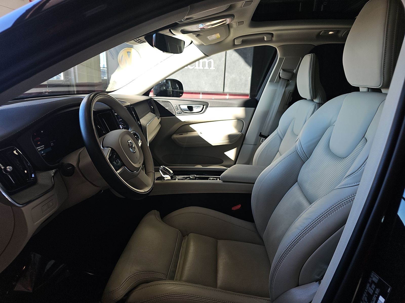 2024 Volvo XC60 Recharge T8 Ultimate AWD