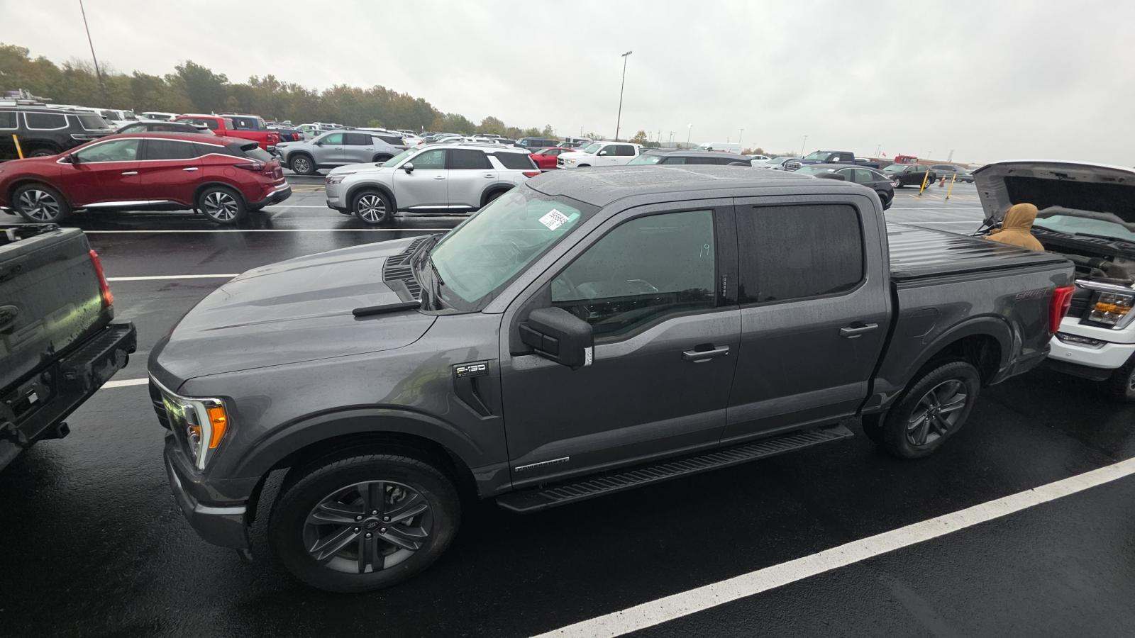 2023 Ford F-150 Hybrid XLT AWD