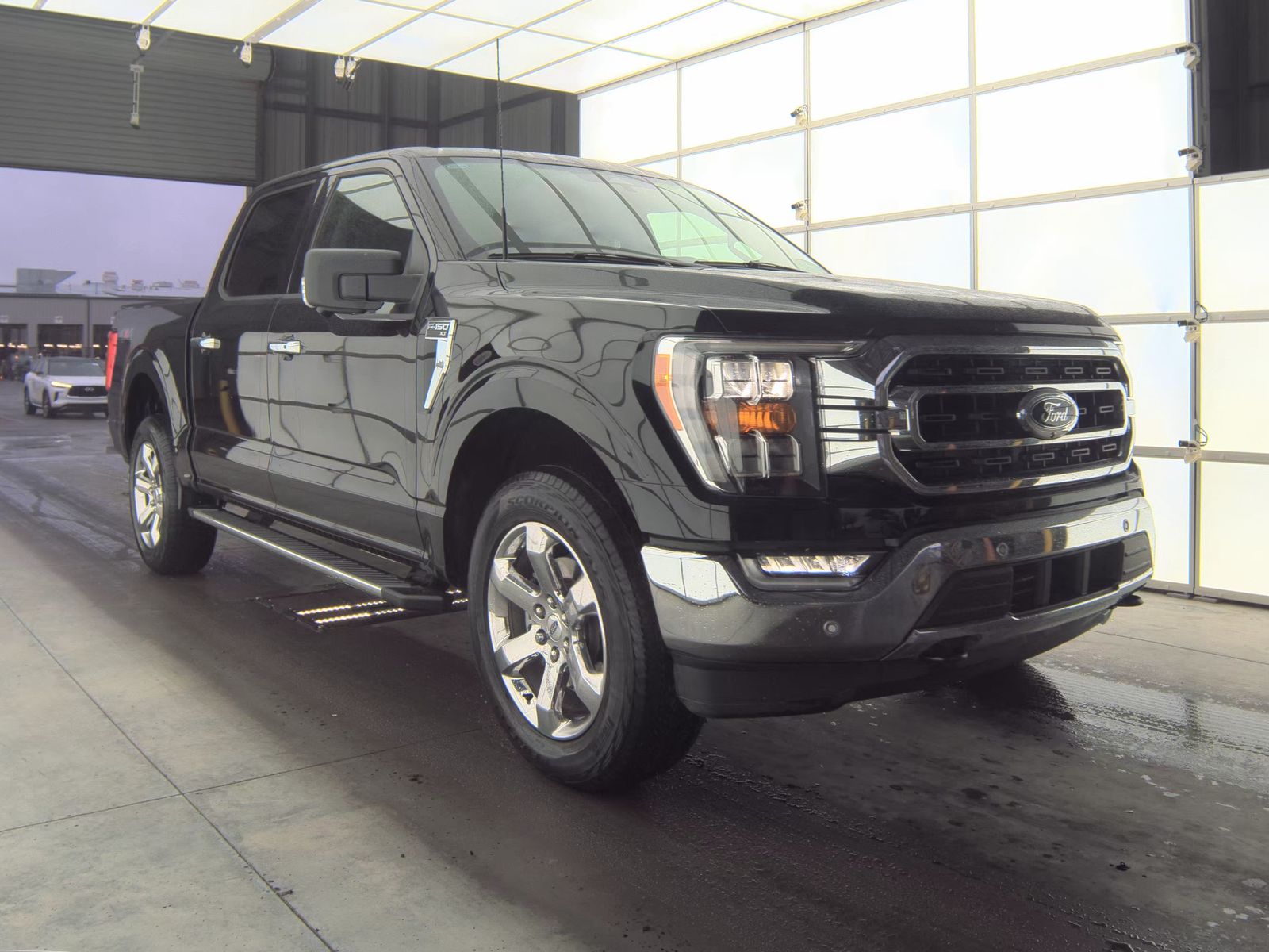 2023 Ford F-150 XLT AWD