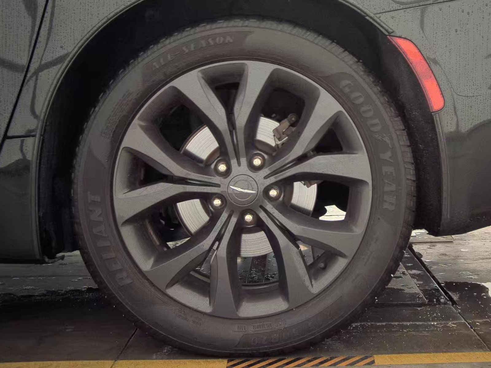 2018 Chrysler Pacifica Touring Plus FWD