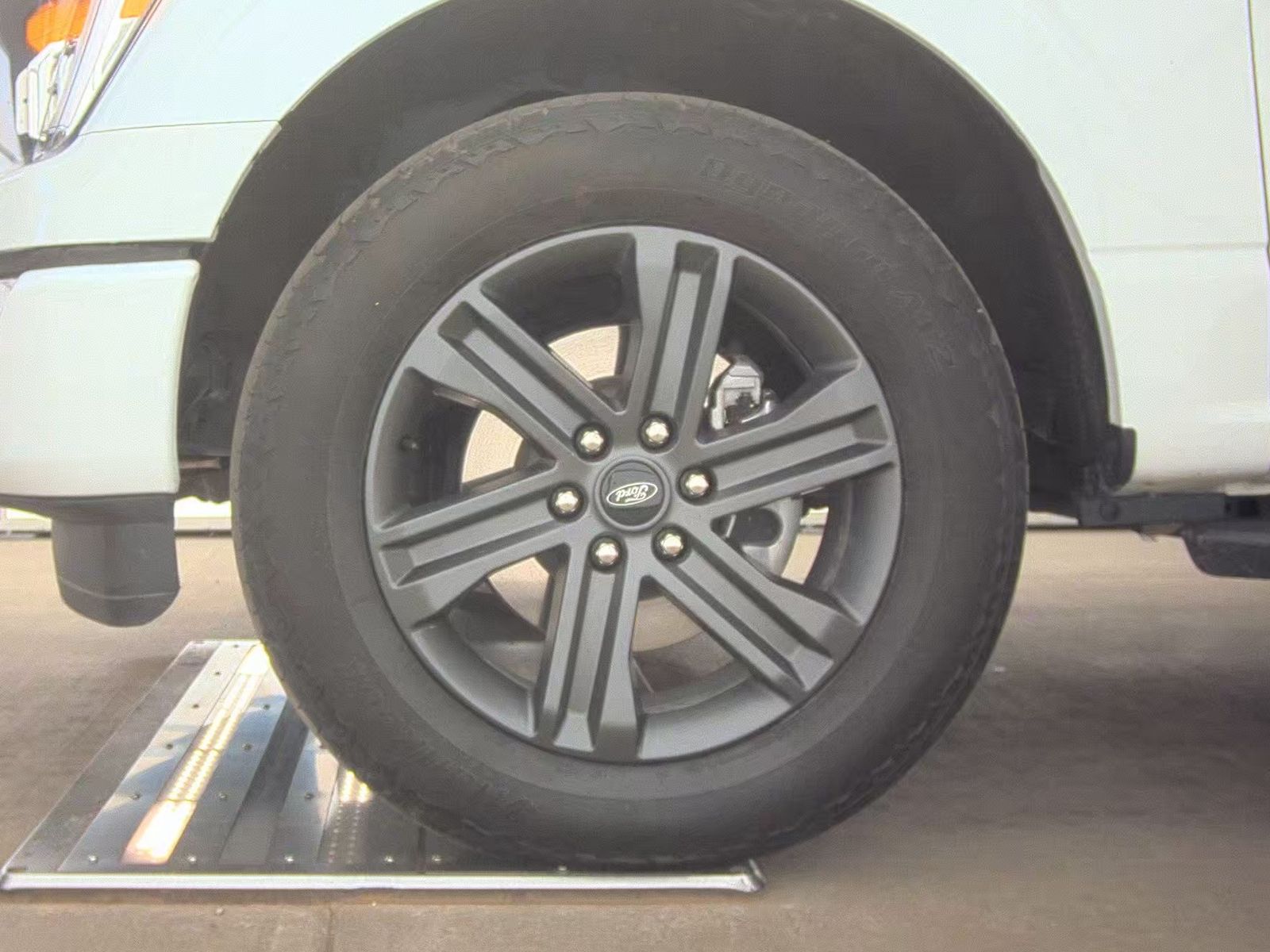 2023 Ford F-150 Hybrid XLT AWD