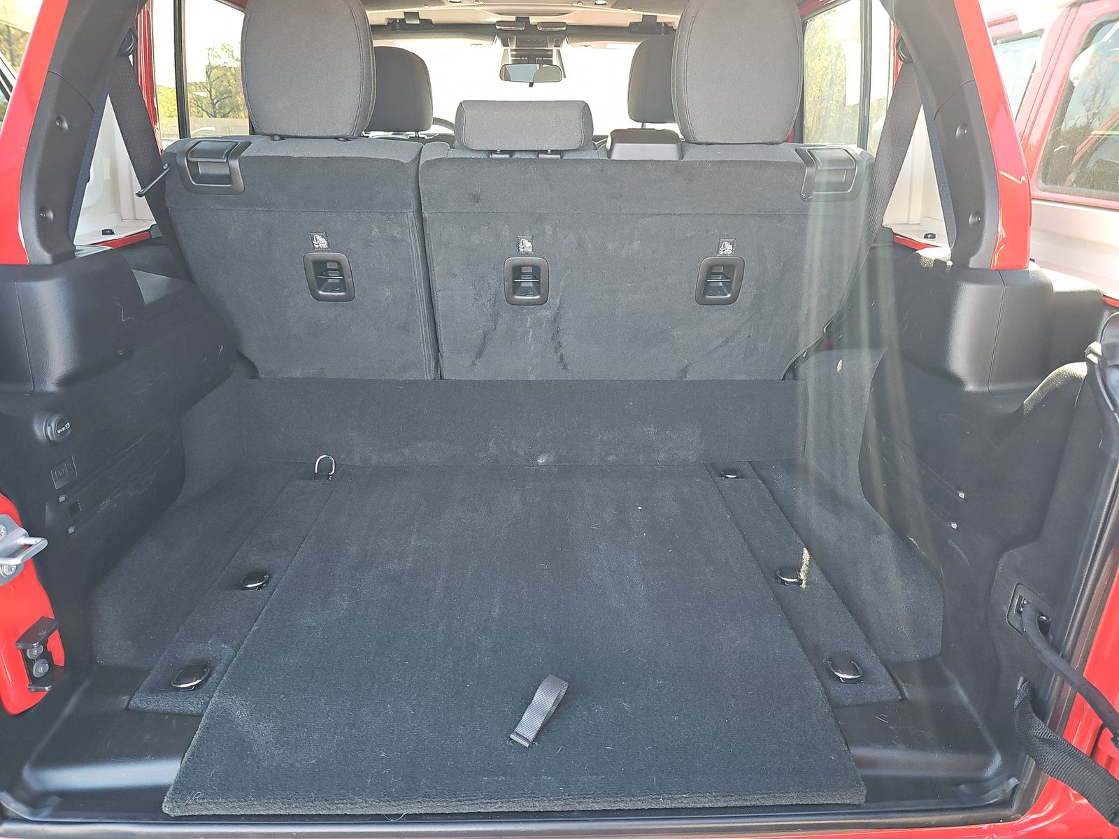 2025 Jeep Wrangler 4xe Sahara AWD