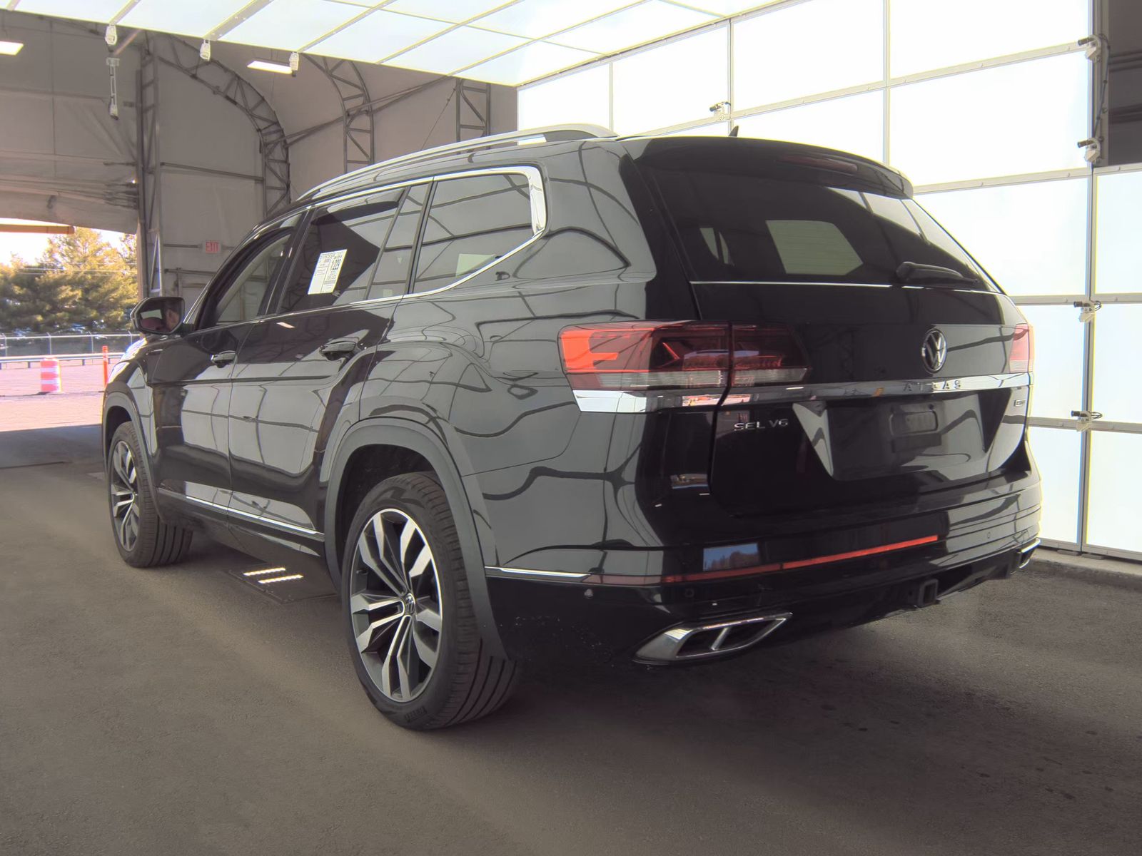 2021 Volkswagen Atlas 3.6L SEL Premium R-Line AWD