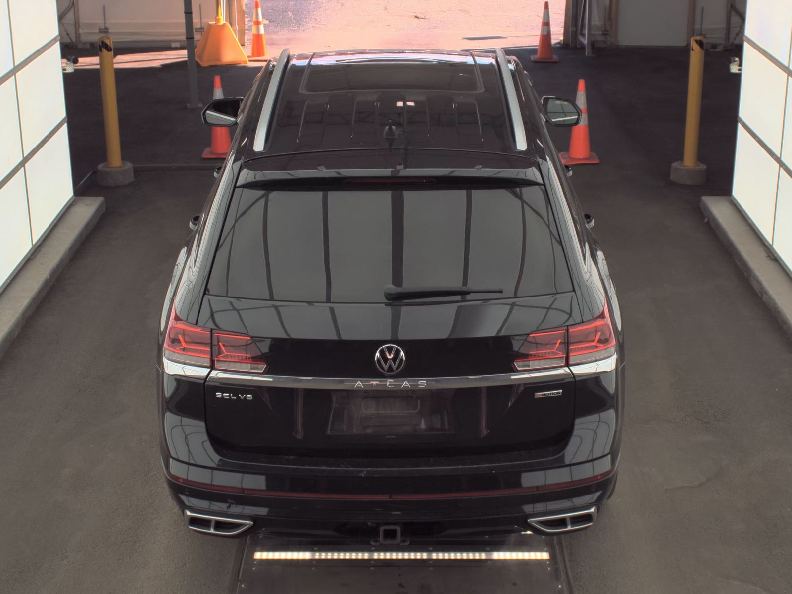 2021 Volkswagen Atlas 3.6L SEL Premium R-Line AWD