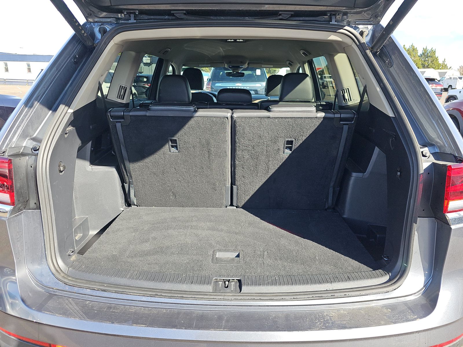 2025 Volkswagen Atlas 2.0T SE AWD