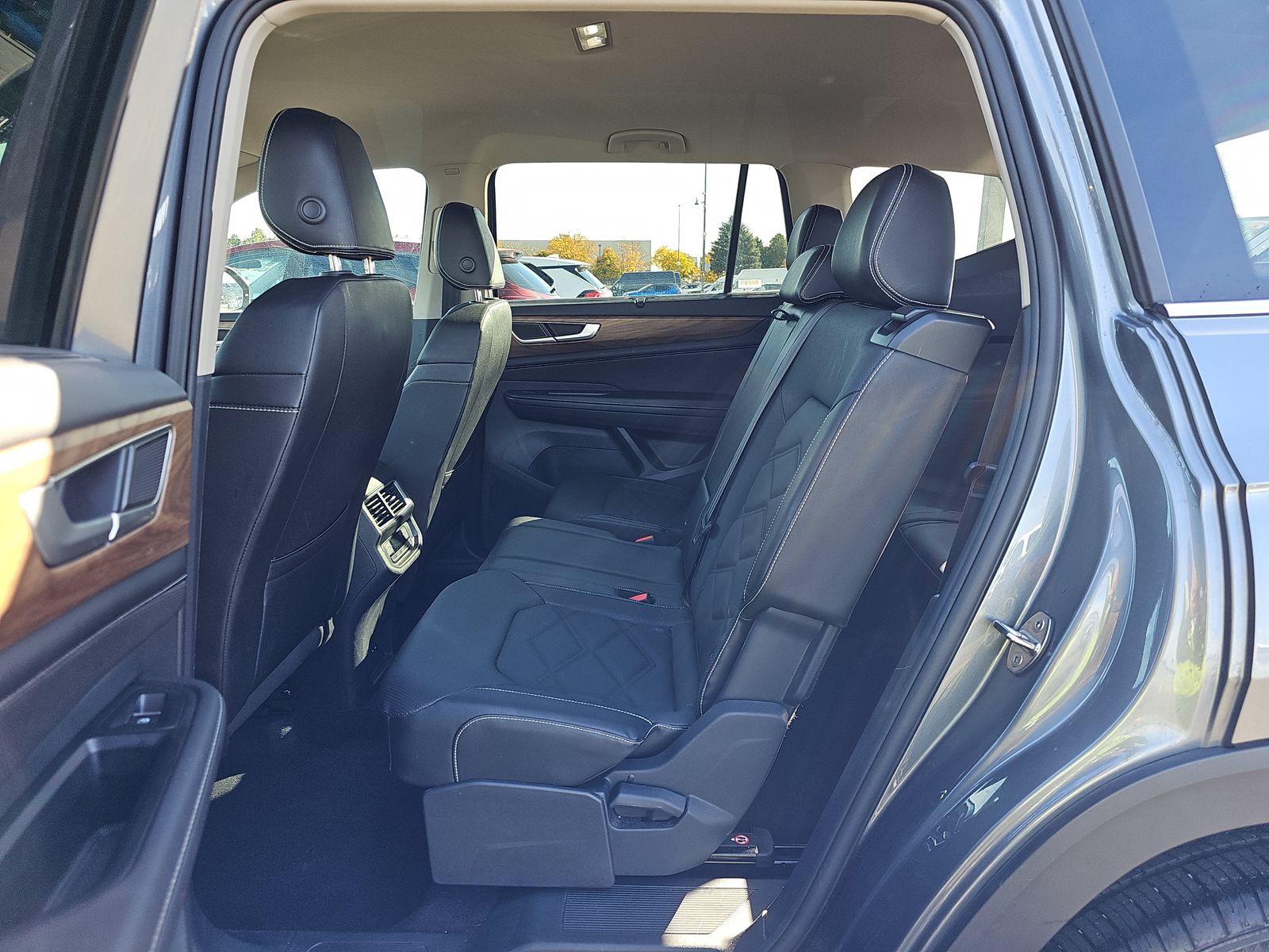 2025 Volkswagen Atlas 2.0T SE AWD