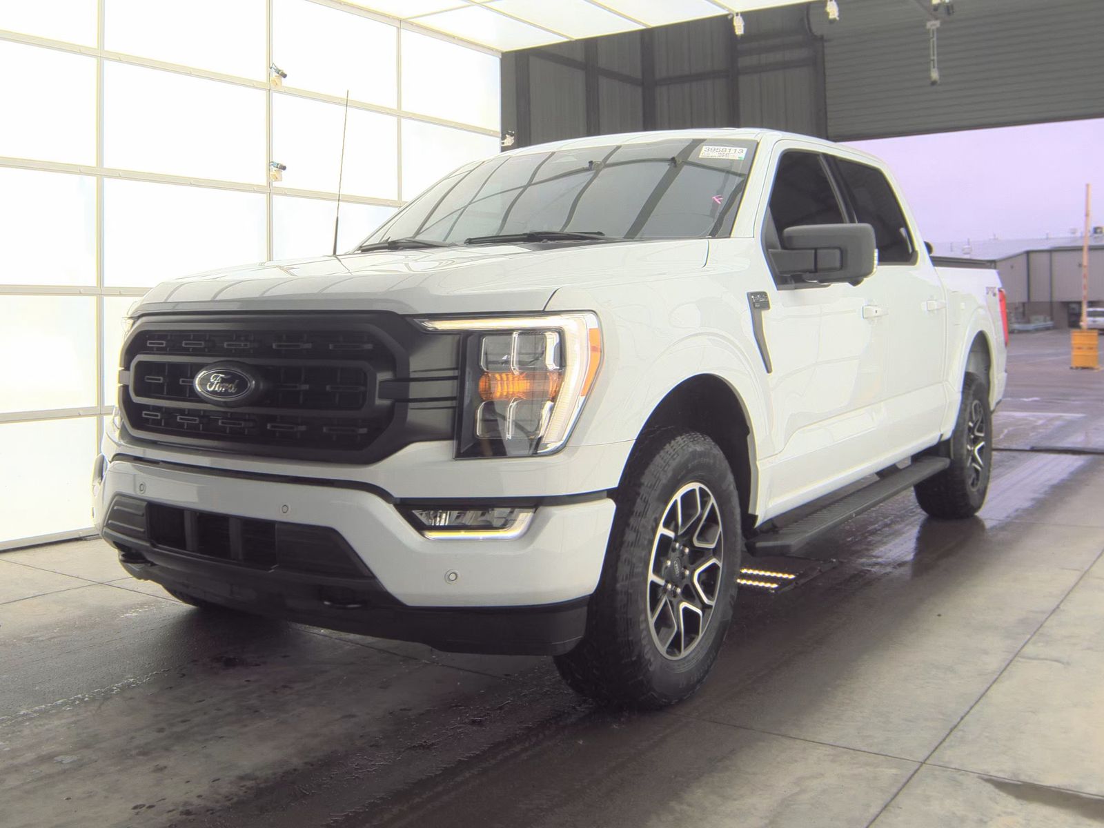 2023 Ford F-150 XLT AWD