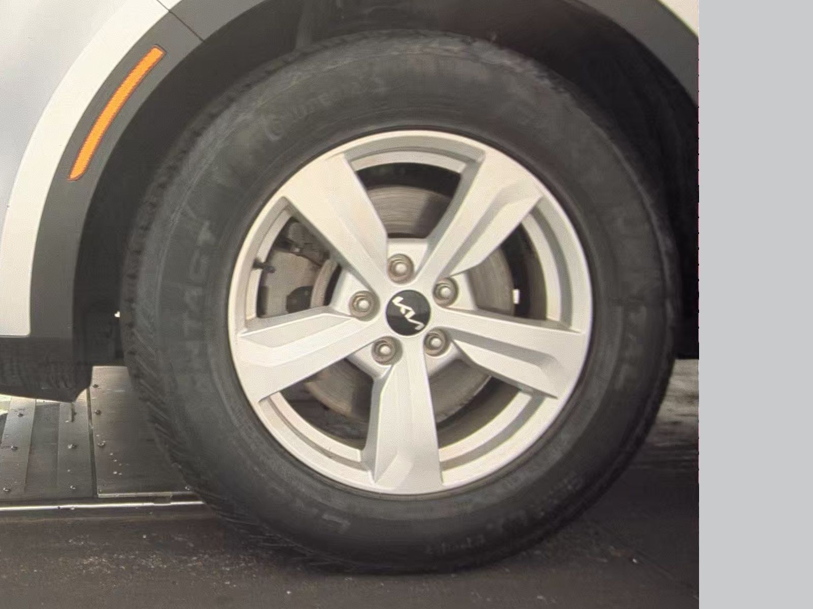 2022 Kia Sorento LX FWD