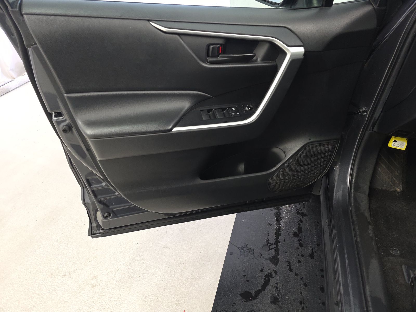 2023 Toyota RAV4 LE AWD