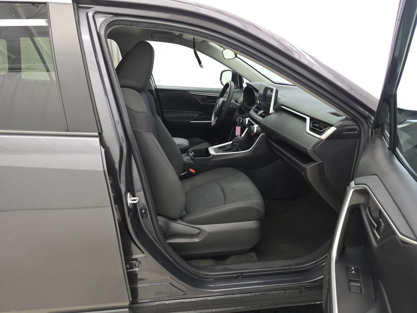 2023 Toyota RAV4 LE AWD