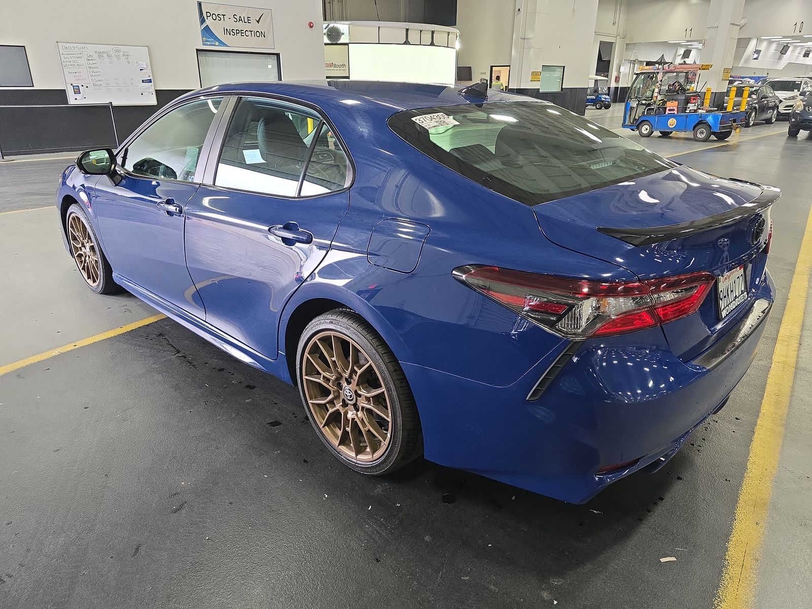 2023 Toyota Camry SE Nightshade FWD