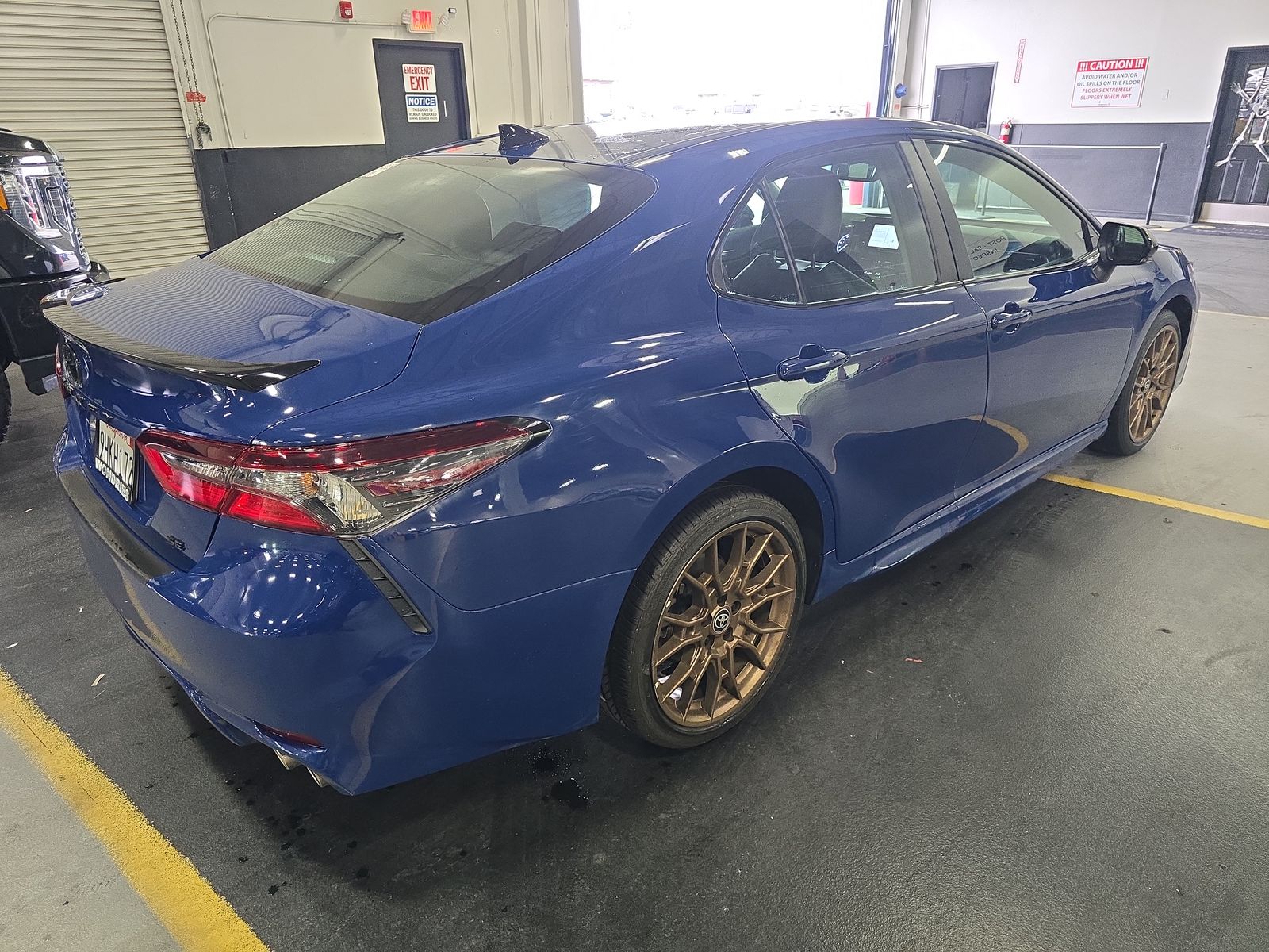 2023 Toyota Camry SE Nightshade FWD