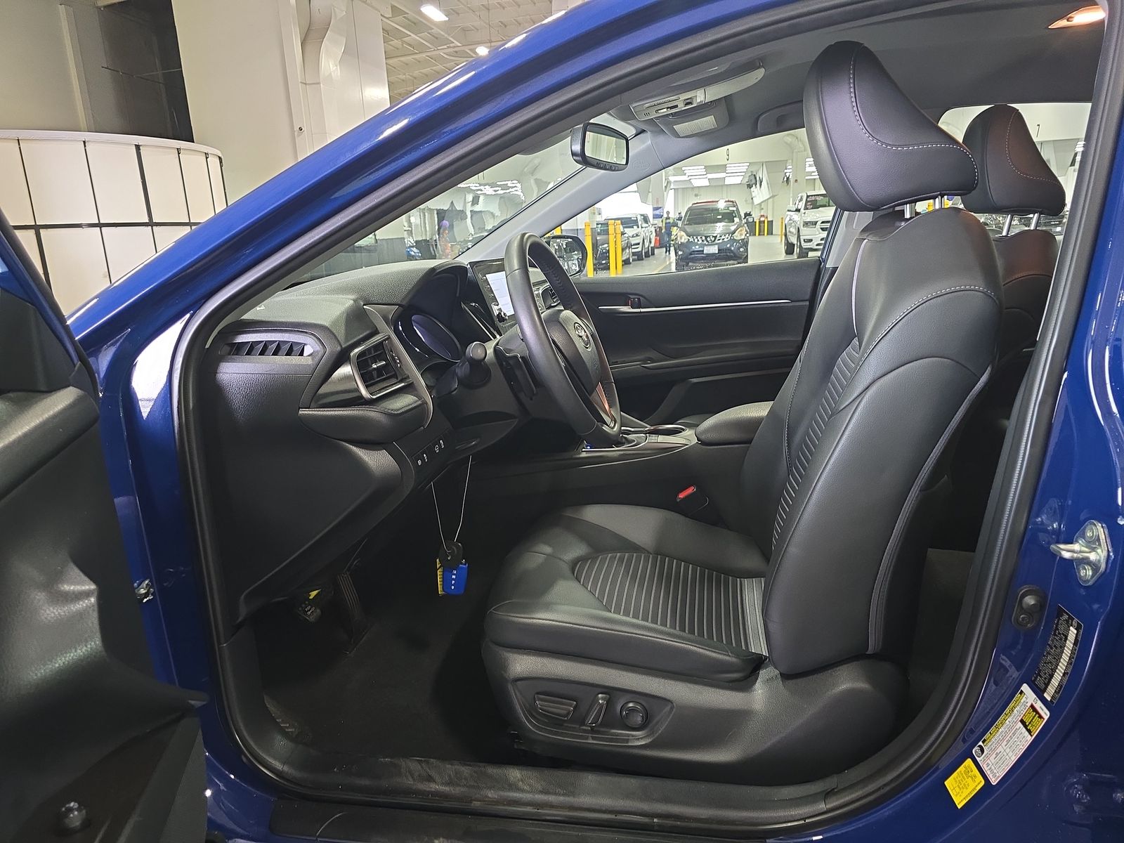 2023 Toyota Camry SE Nightshade FWD