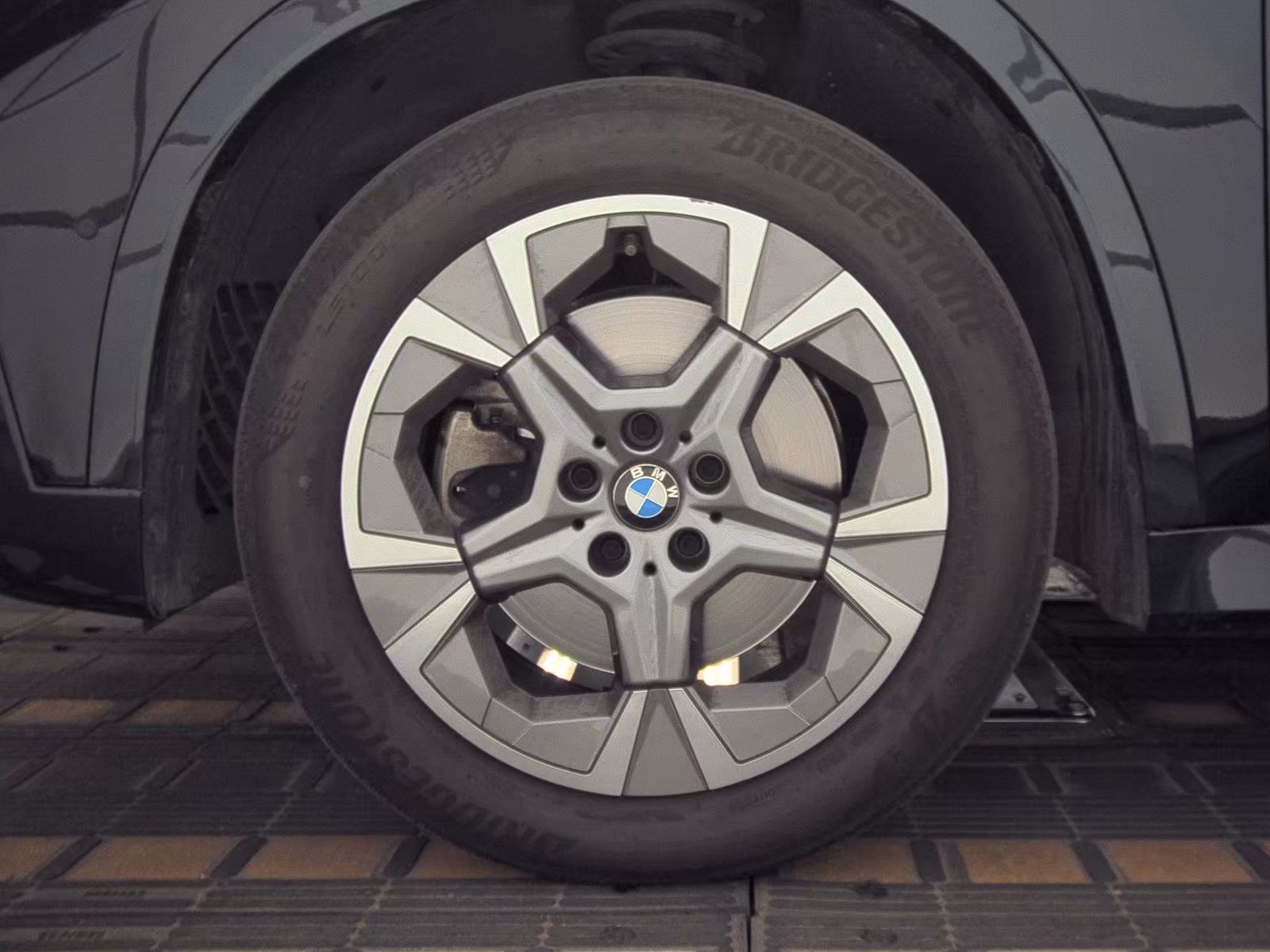 2025 BMW X1 xDrive28i AWD