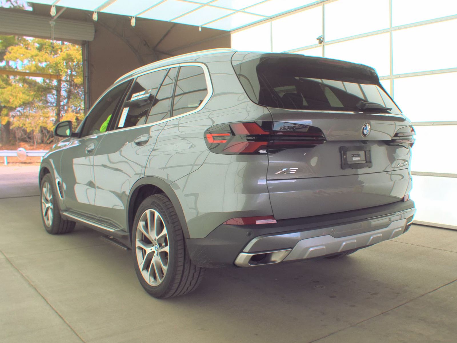 2025 BMW X5 xDrive40i AWD