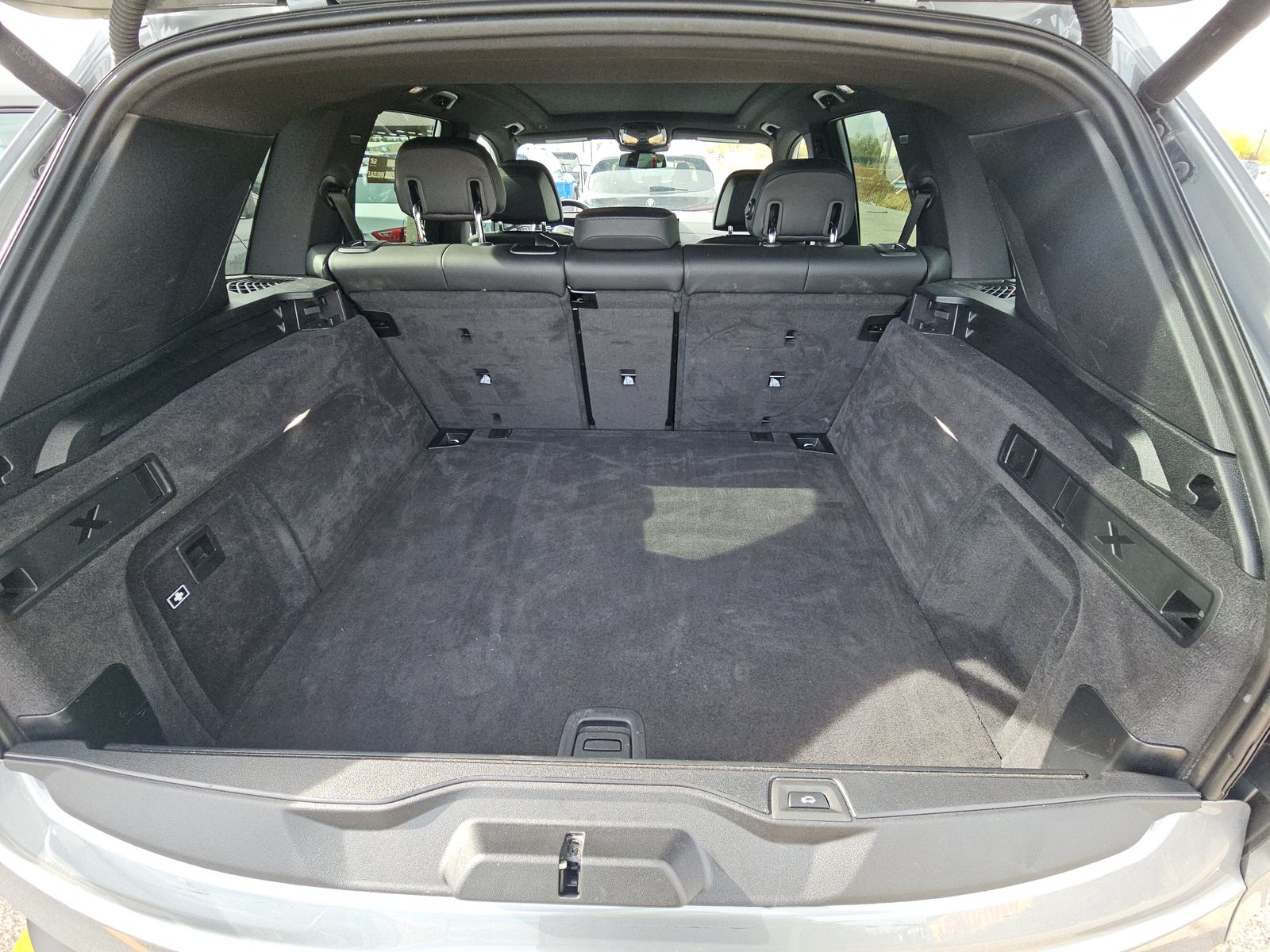 2025 BMW X5 xDrive40i AWD