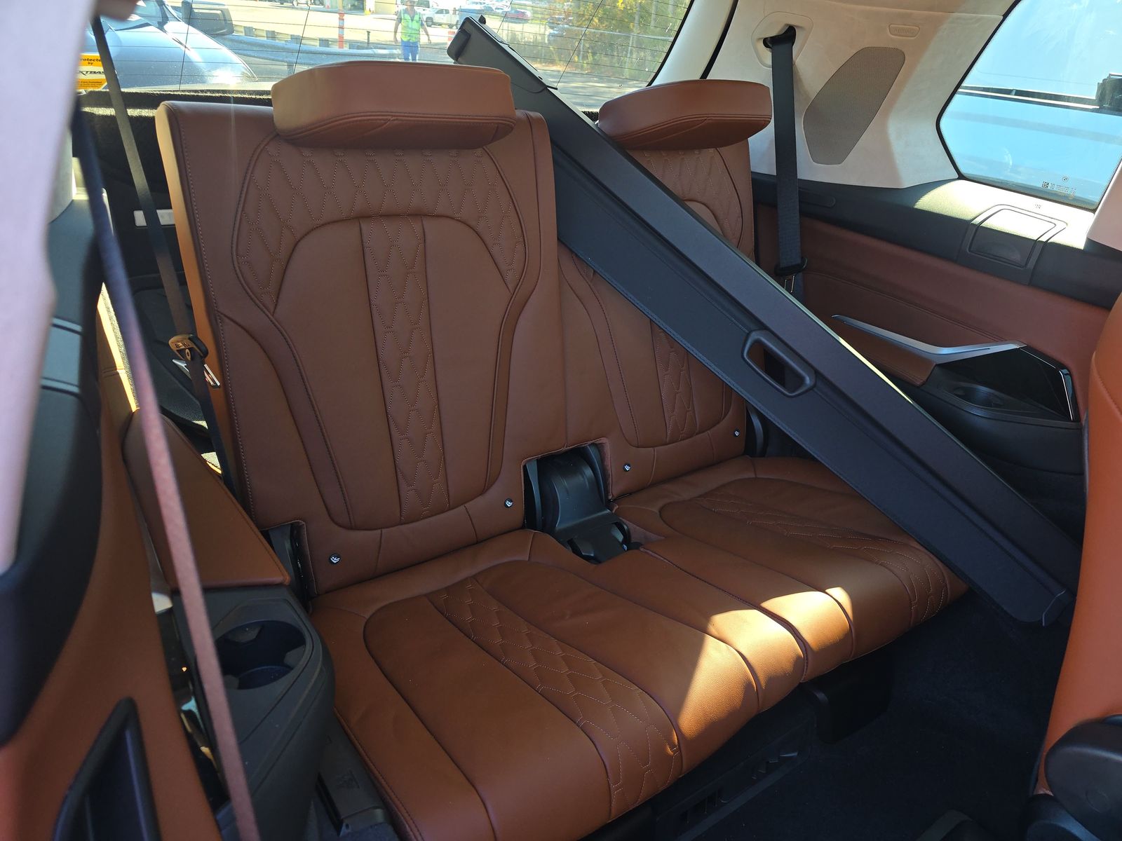 2025 BMW X7 M60i AWD