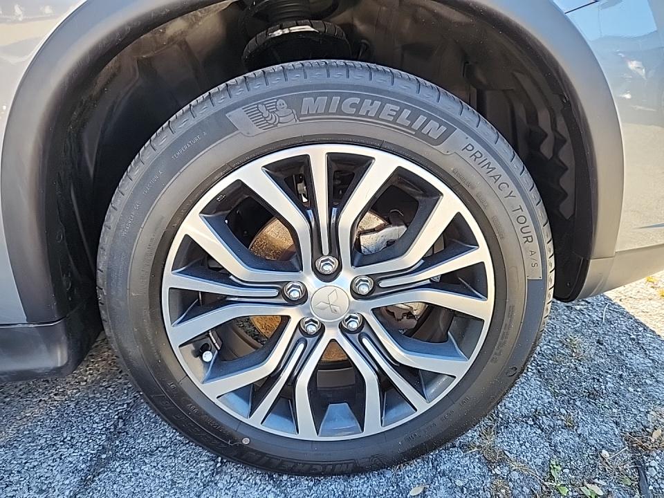 2019 Mitsubishi Outlander Sport LE FWD