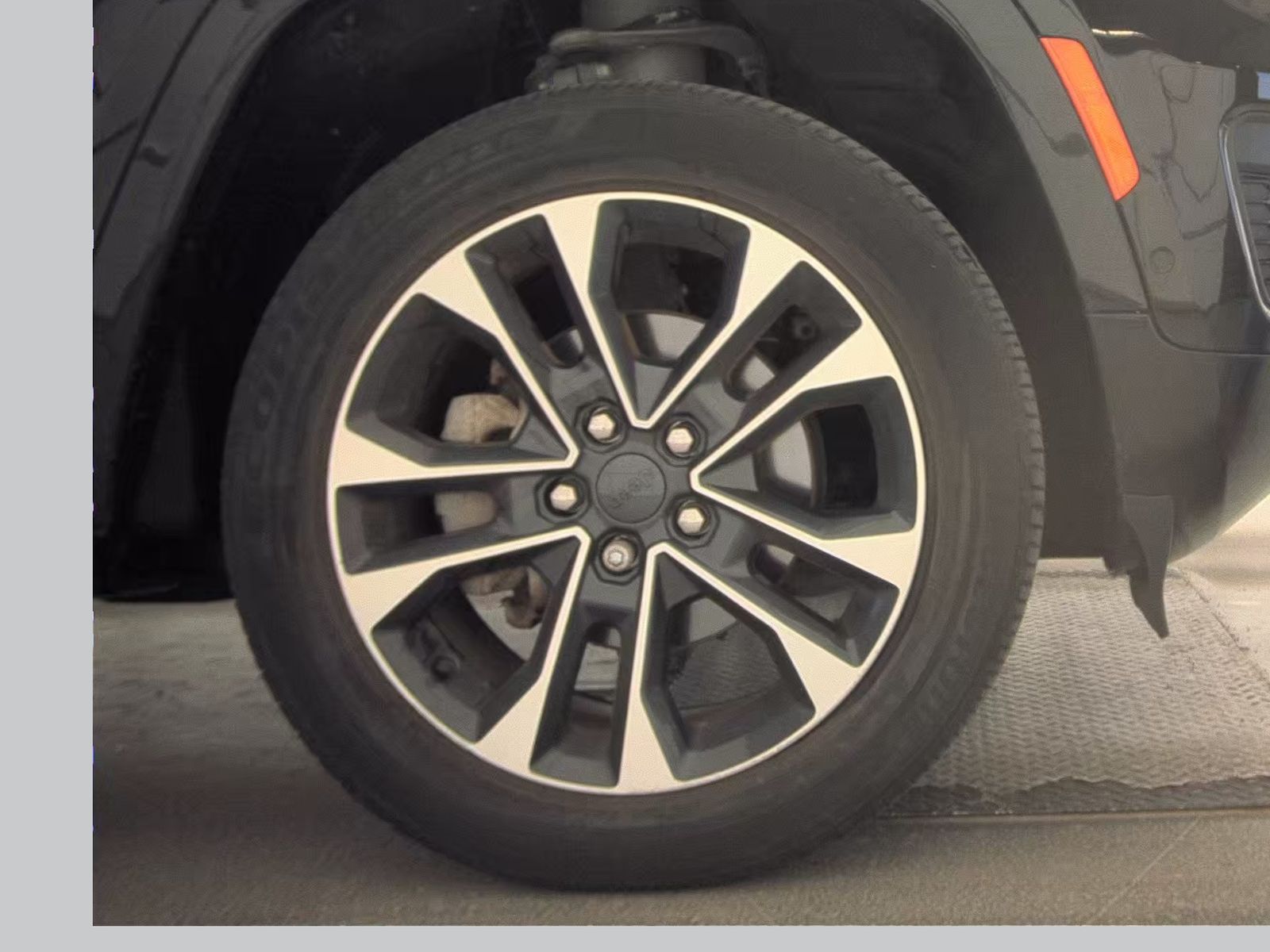 2022 Jeep Grand Cherokee Overland AWD