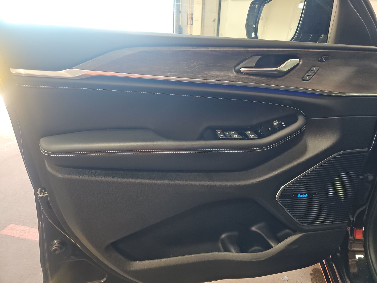 2022 Jeep Grand Cherokee Overland AWD