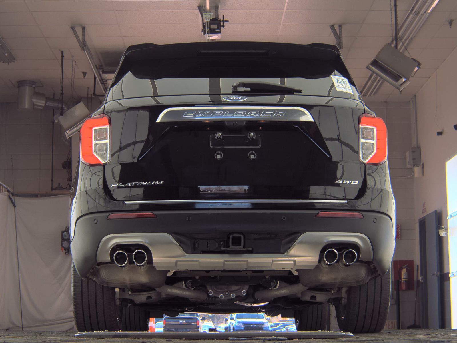 2023 Ford Explorer Platinum AWD