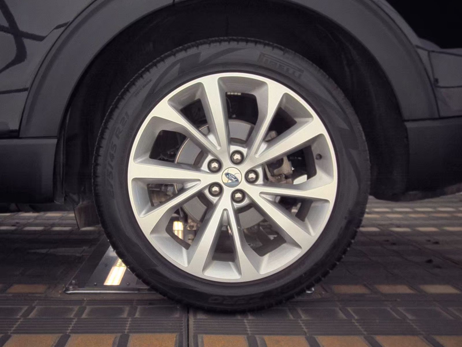 2023 Ford Explorer Platinum AWD