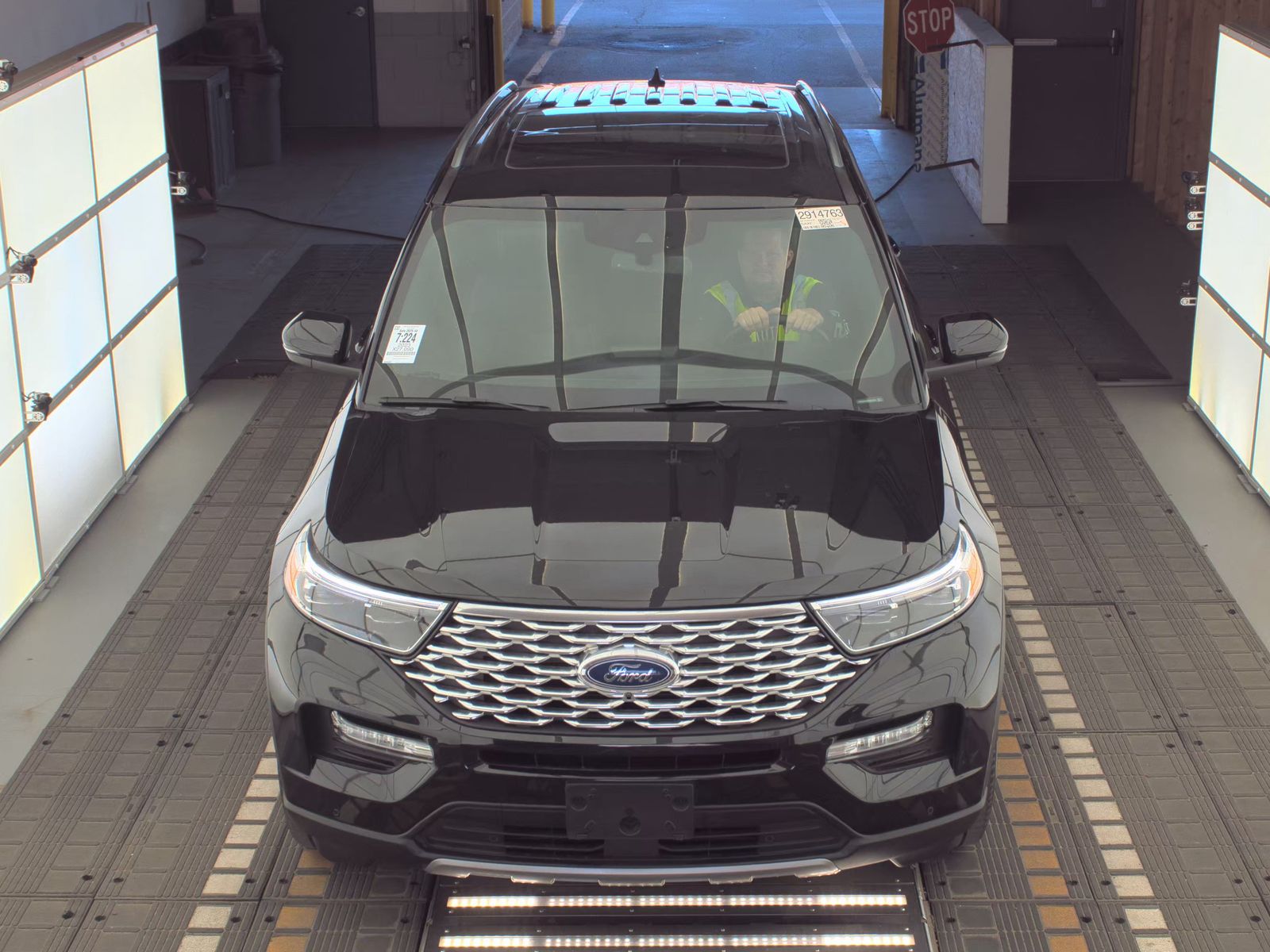 2023 Ford Explorer Platinum AWD