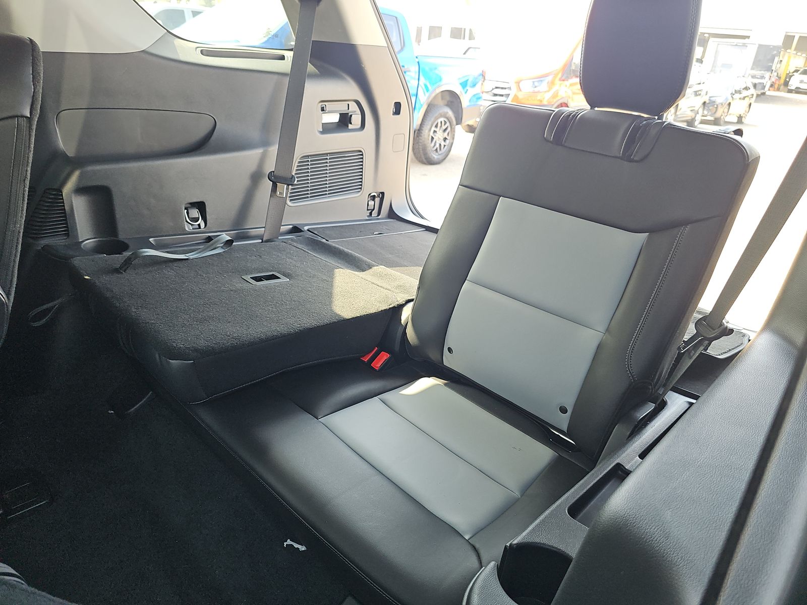 2022 Ford Explorer XLT FWD