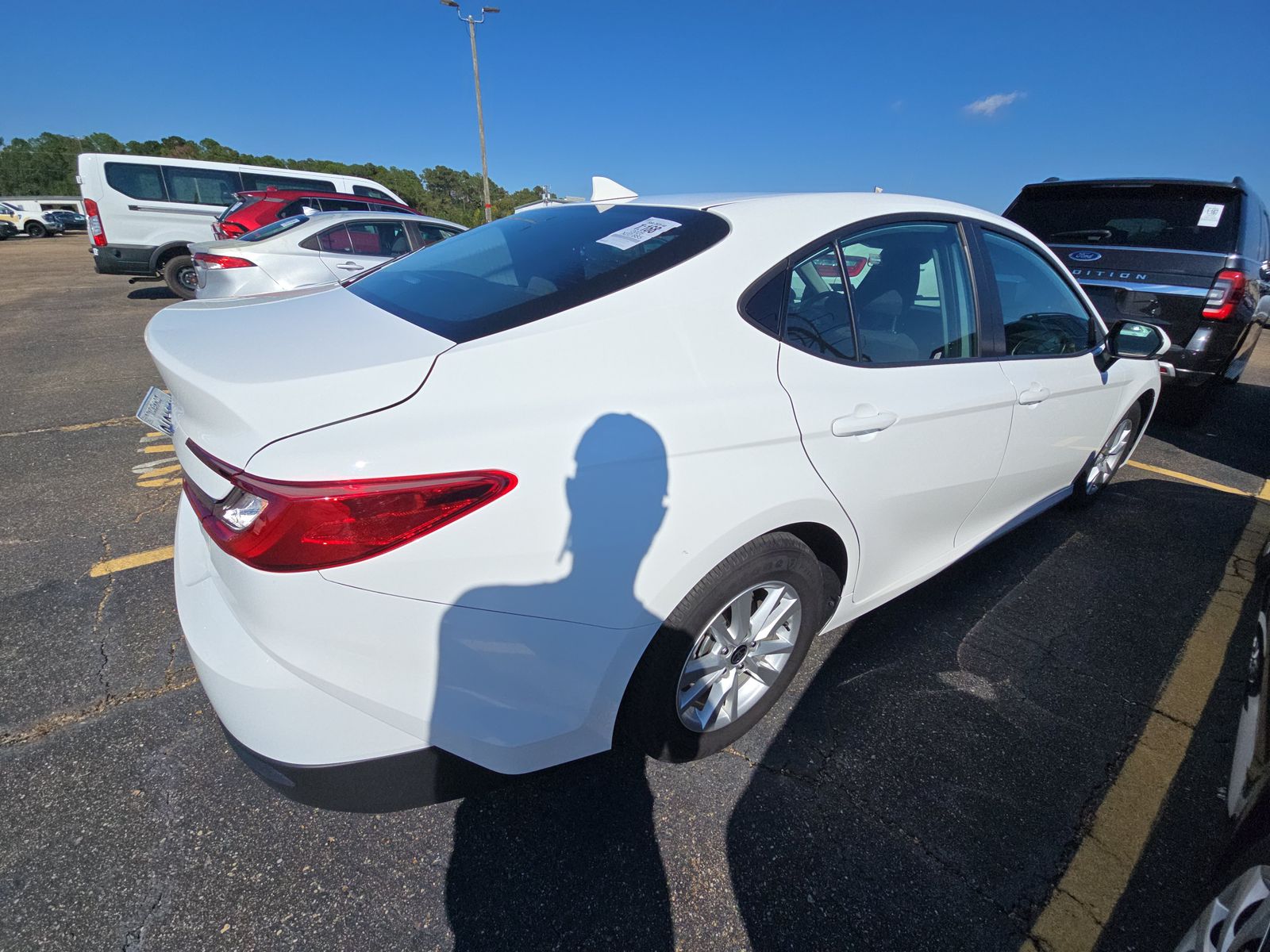 2025 Toyota Camry LE FWD