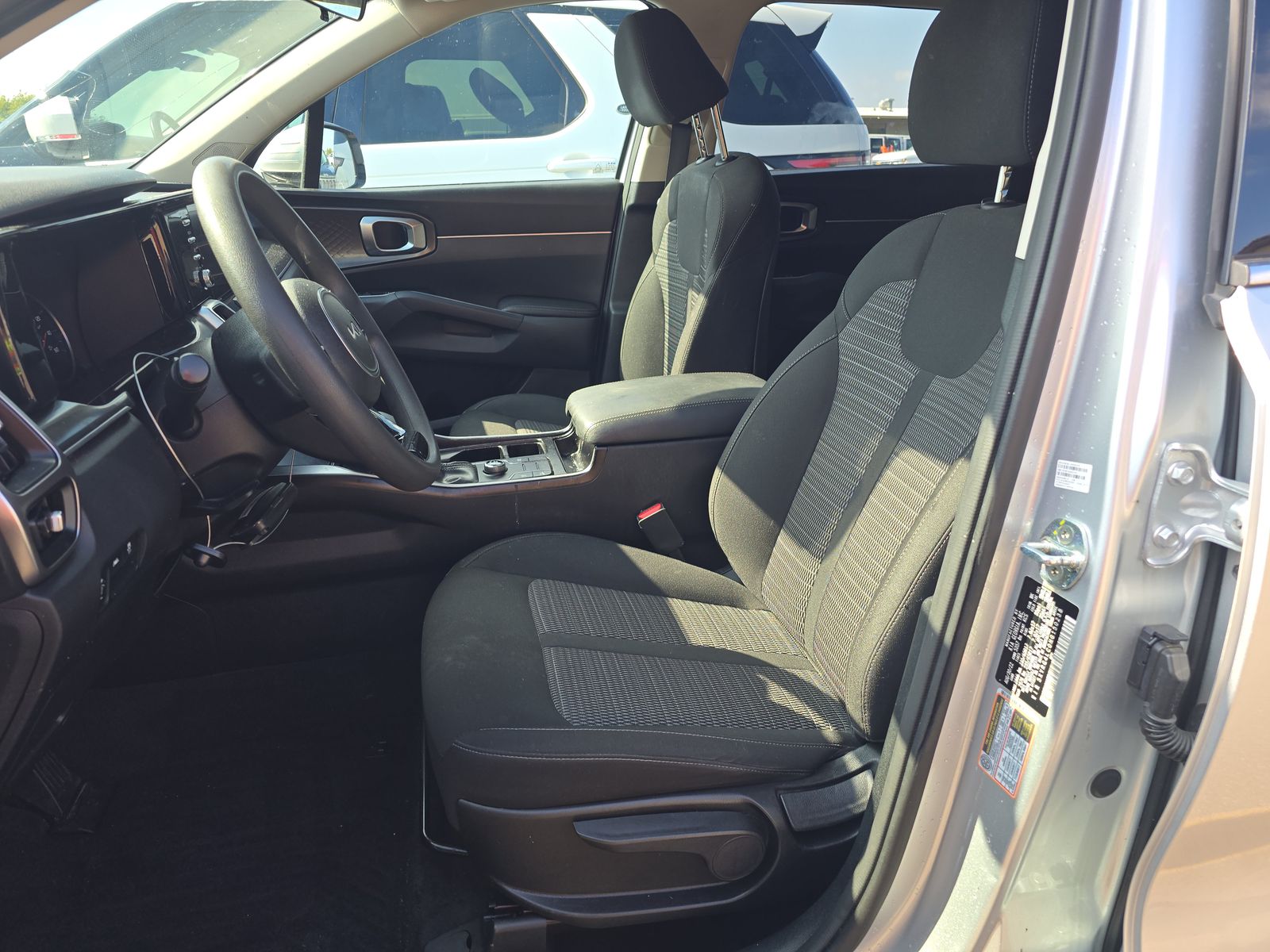 2022 Kia Sorento LX FWD