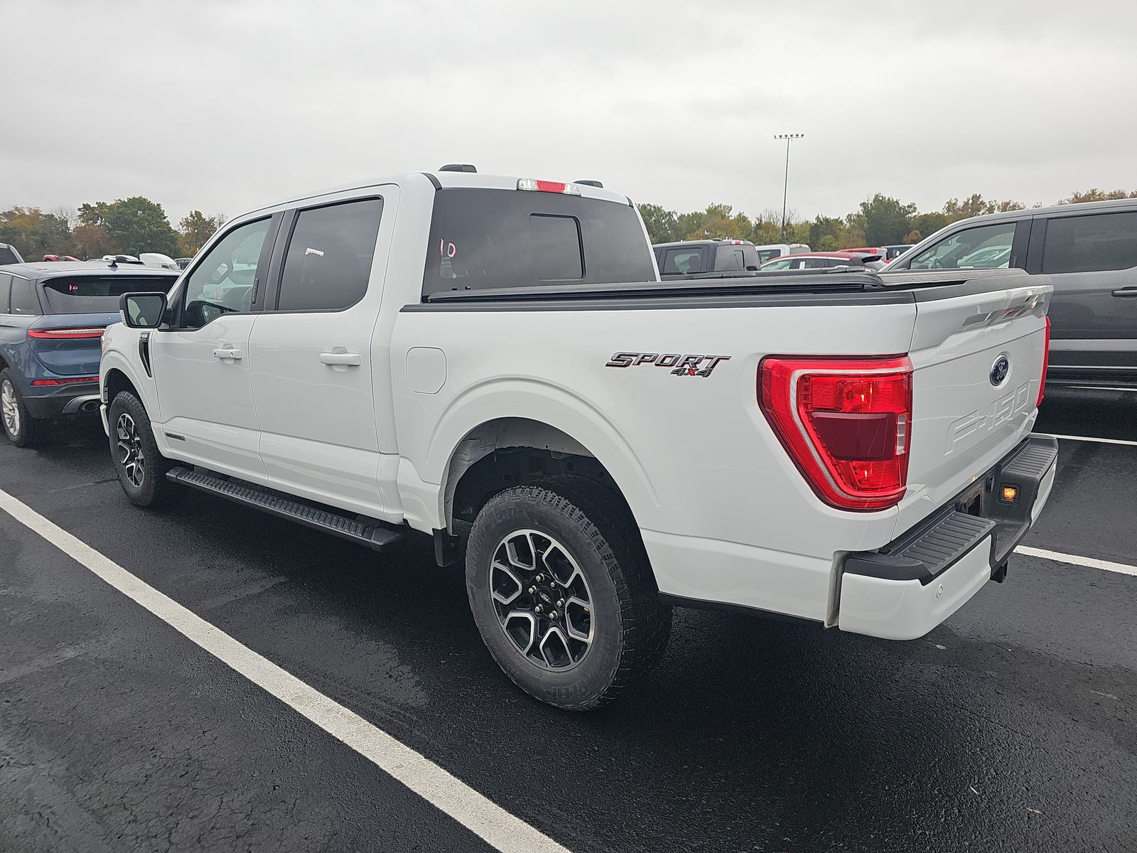 2023 Ford F-150 Hybrid XLT AWD