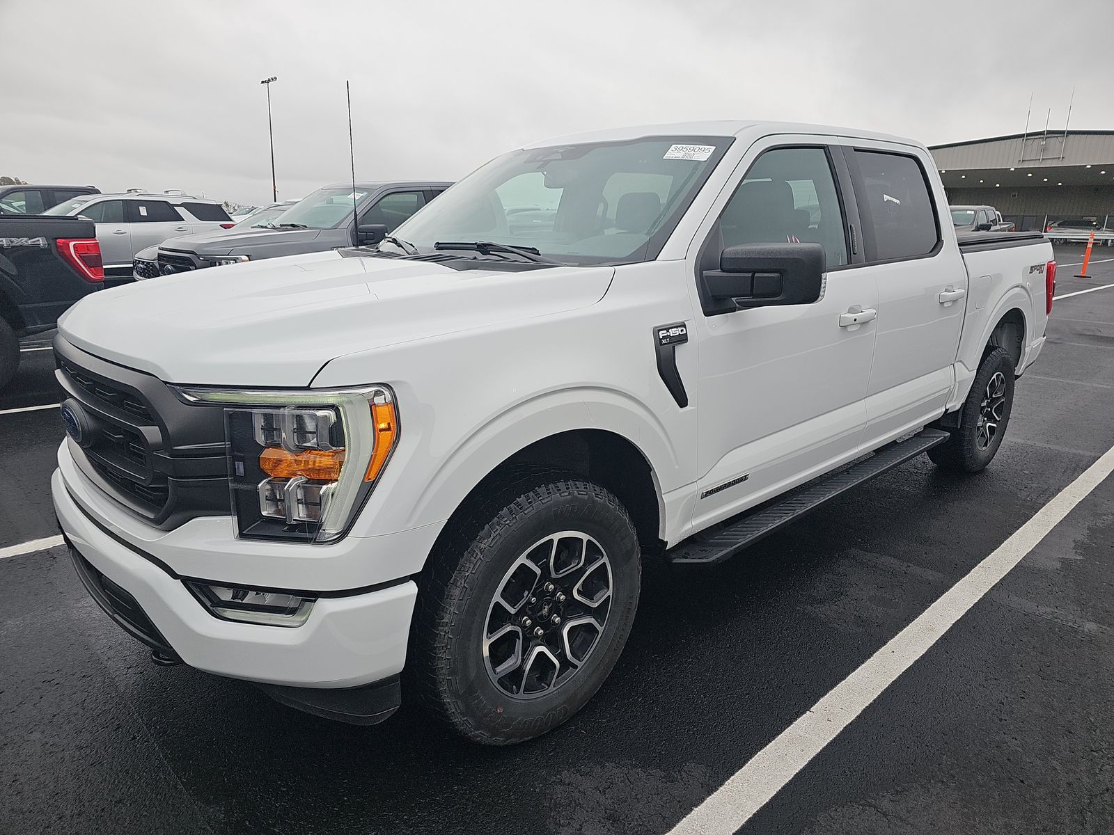 2023 Ford F-150 Hybrid XLT AWD