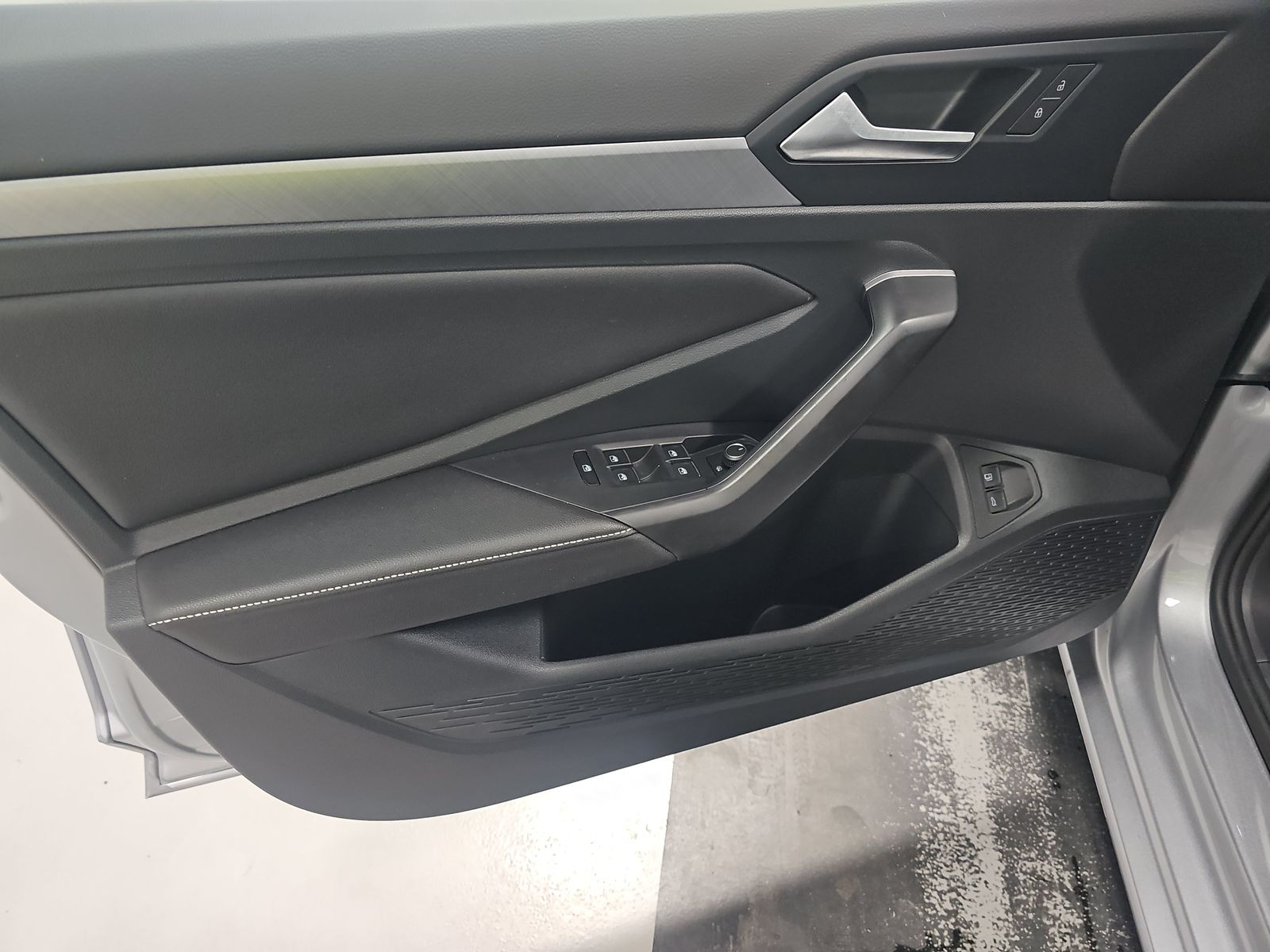 2024 Volkswagen Jetta 1.5T SE FWD